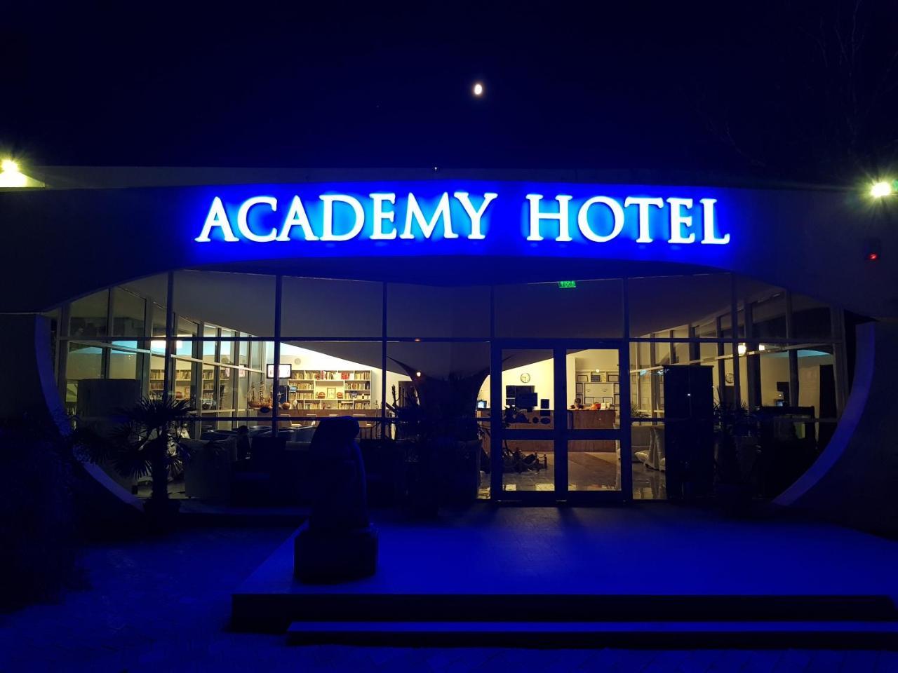 Academy Hotel Venus Exterior foto